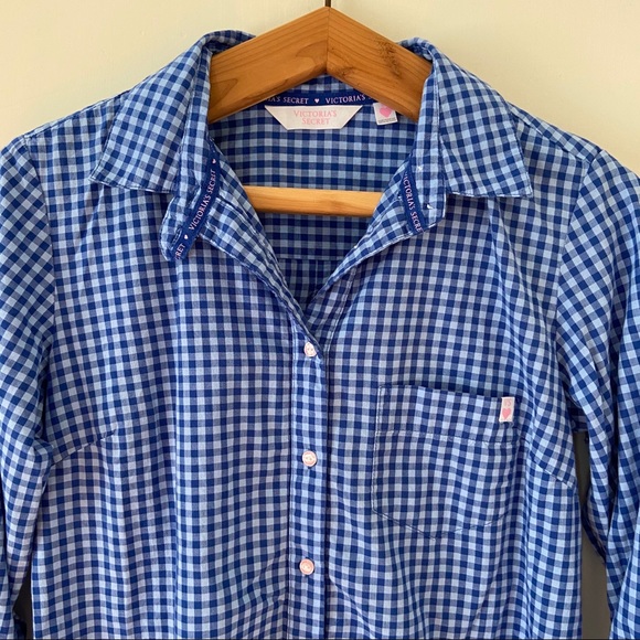 4/$25 Victoria’s Secret Gingham Button Up Top - Picture 3 of 6